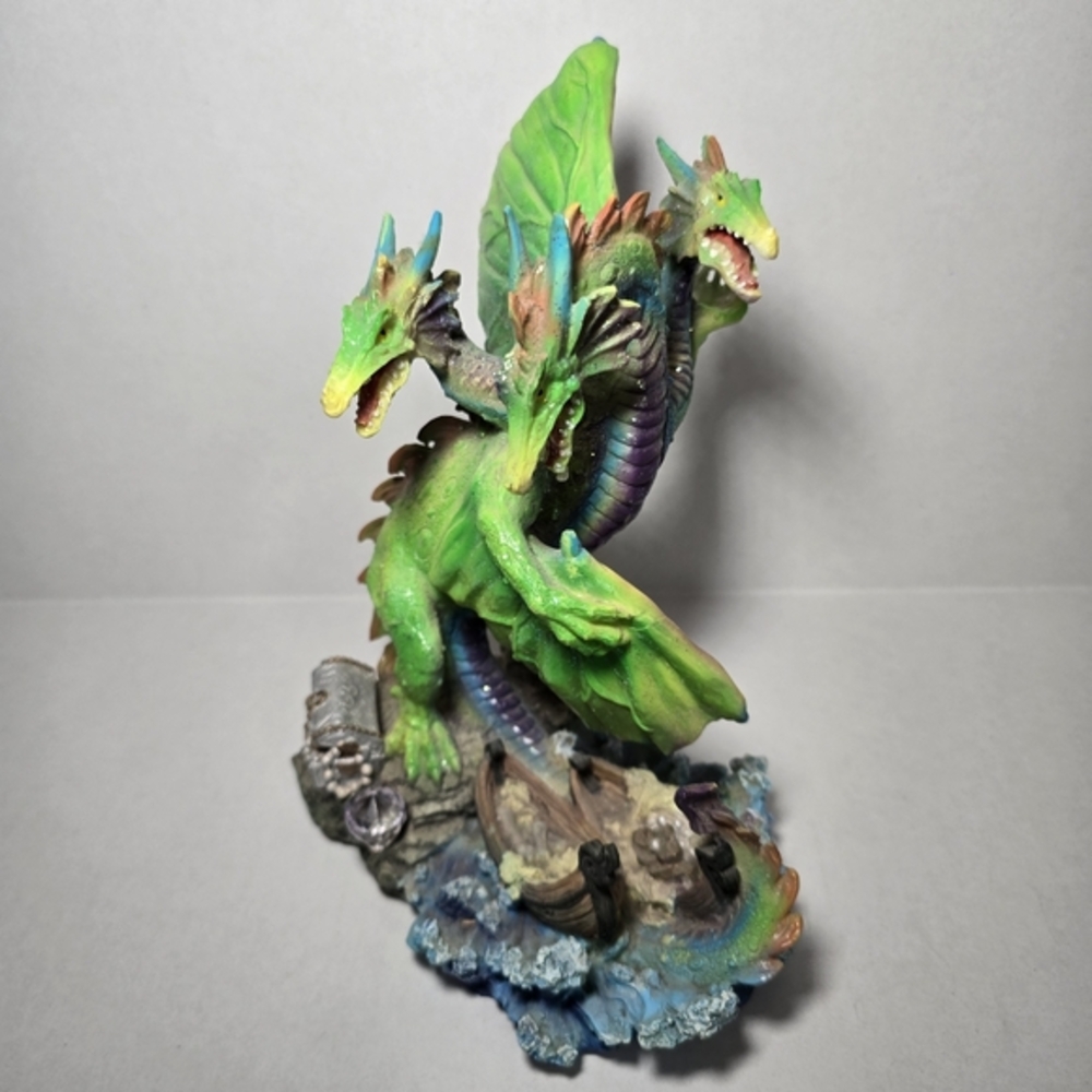 Green 3 Headed Dragon Figurine Statue Guarding Crystals Hydra Medieval Fantasy‎
